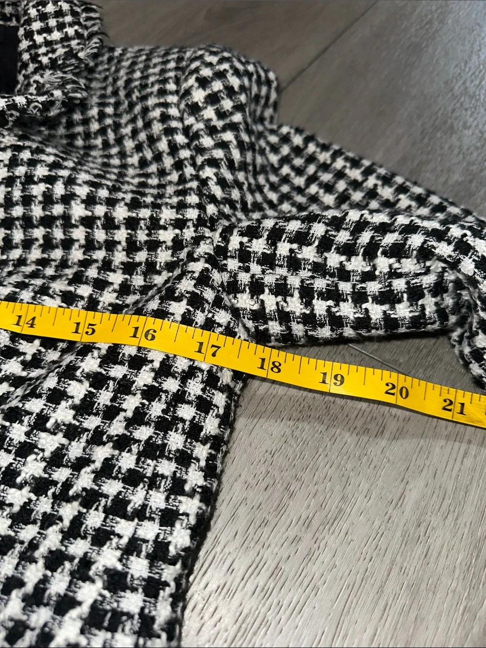 Ann Taylor Black and White Houndstooth Blazer size 0 - Picture 7 of 10